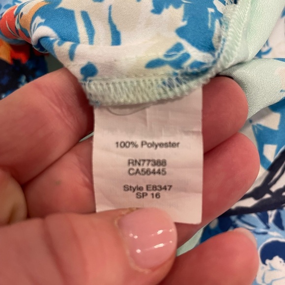 J. Crew Hydrangea Print Polyester Shell - 10 Petite - Picture 7 of 7